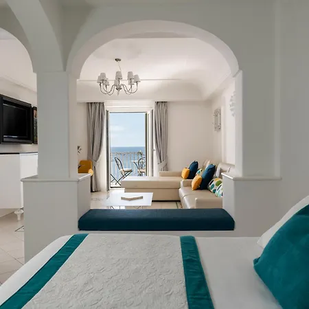 Eden Roc Hotel
